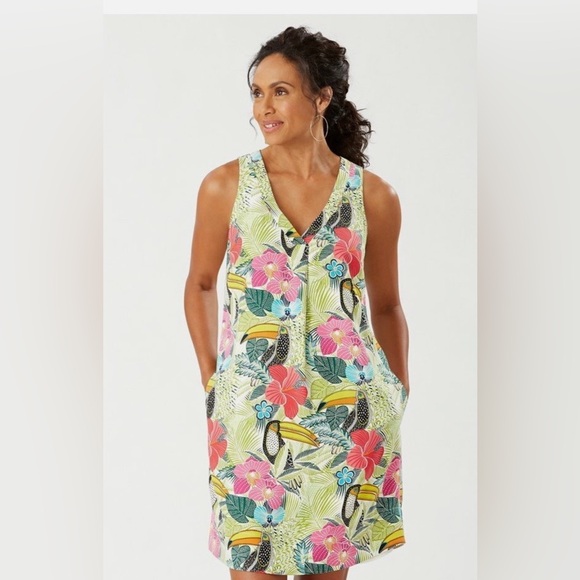 $188 WOMENS TOMMY BAHAMA IF ONE CAN TOUCAN 100% SILK DRESS MEDIUM Novelty Bird - Picture 1 of 13